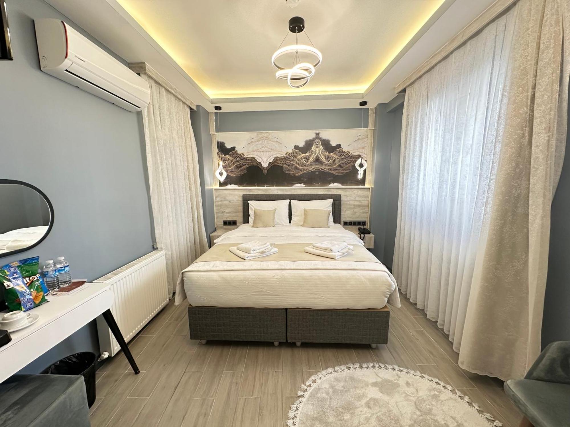 Blue Moonrise Hotel イスタンブール エクステリア 写真