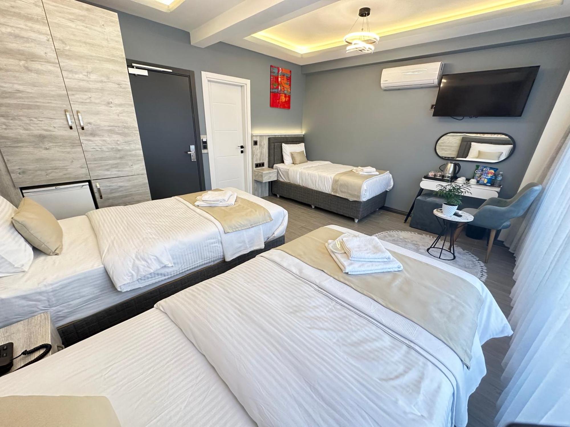 Blue Moonrise Hotel イスタンブール エクステリア 写真