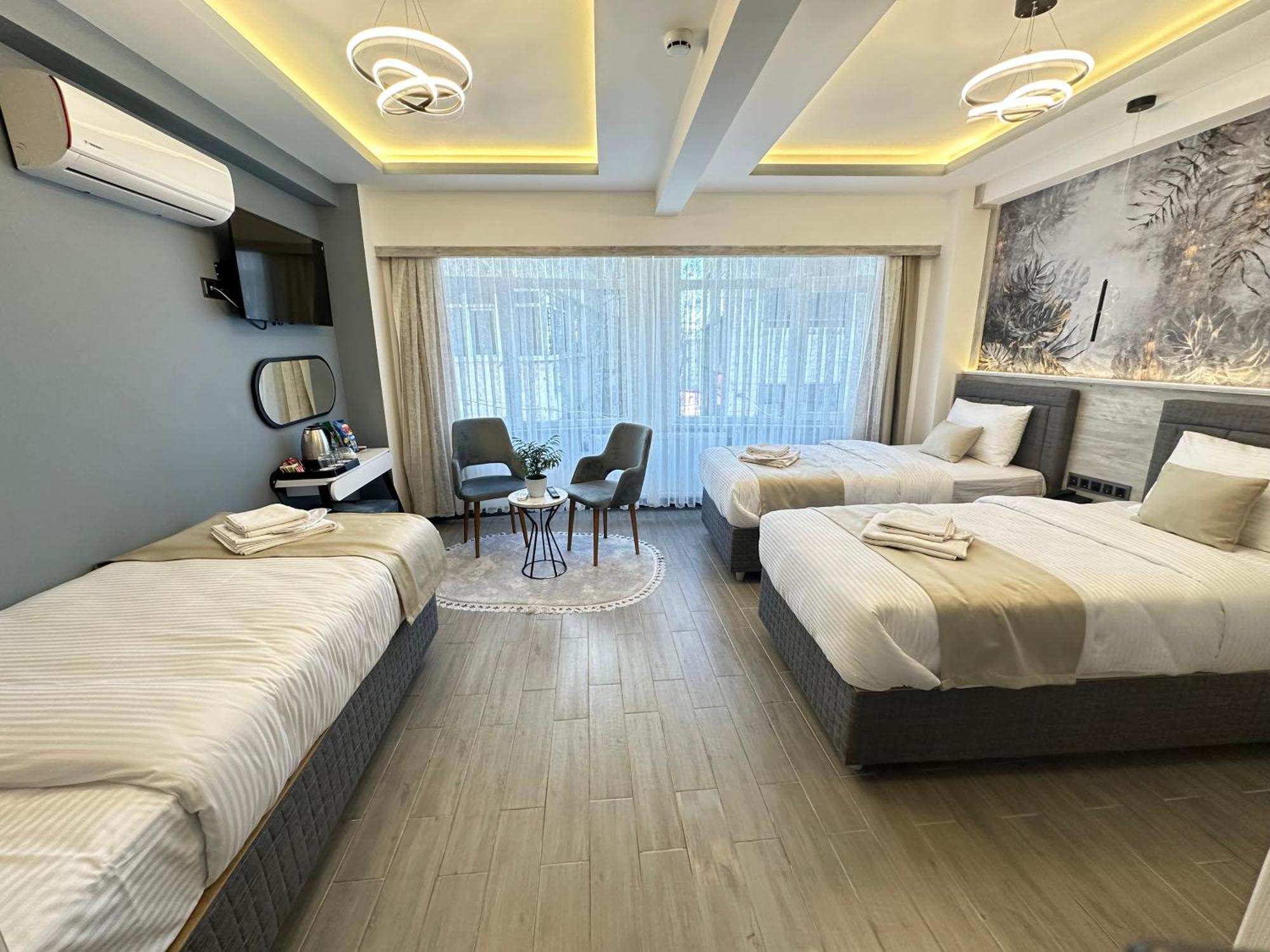 Blue Moonrise Hotel イスタンブール エクステリア 写真