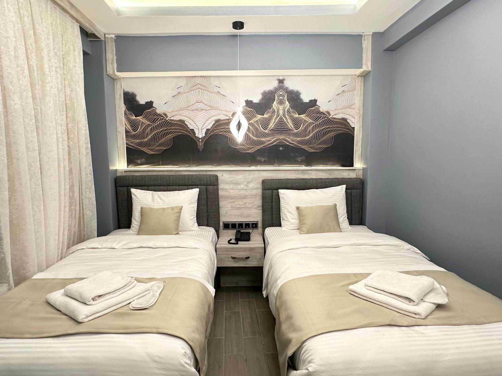 Blue Moonrise Hotel イスタンブール エクステリア 写真