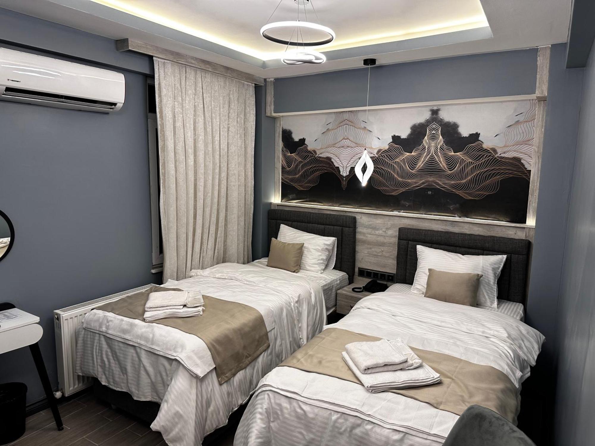 Blue Moonrise Hotel イスタンブール エクステリア 写真